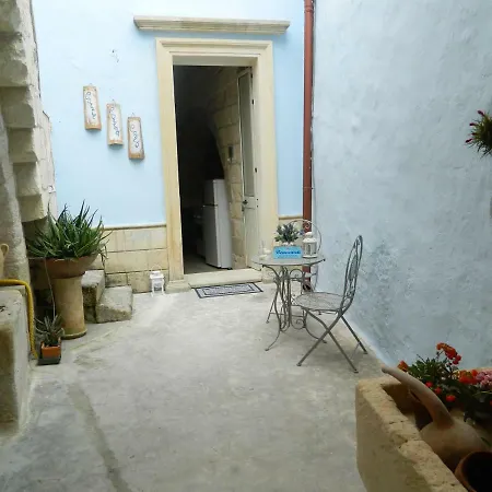 Corte Corina Calo * Carpignano Salentino